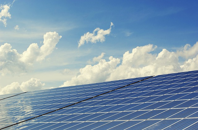 Solceller med superkræfter: Fremtidens teknologi revolutionerer energiproduktionen