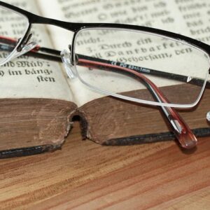 Hvad koster nye brilleglas? En guide til priser og muligheder